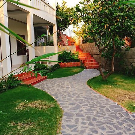 Minh Kha Hotel Mũi Né Exterior foto